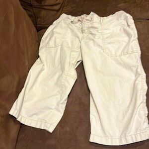 Motherhood Maternity Pull String Capri Pant
